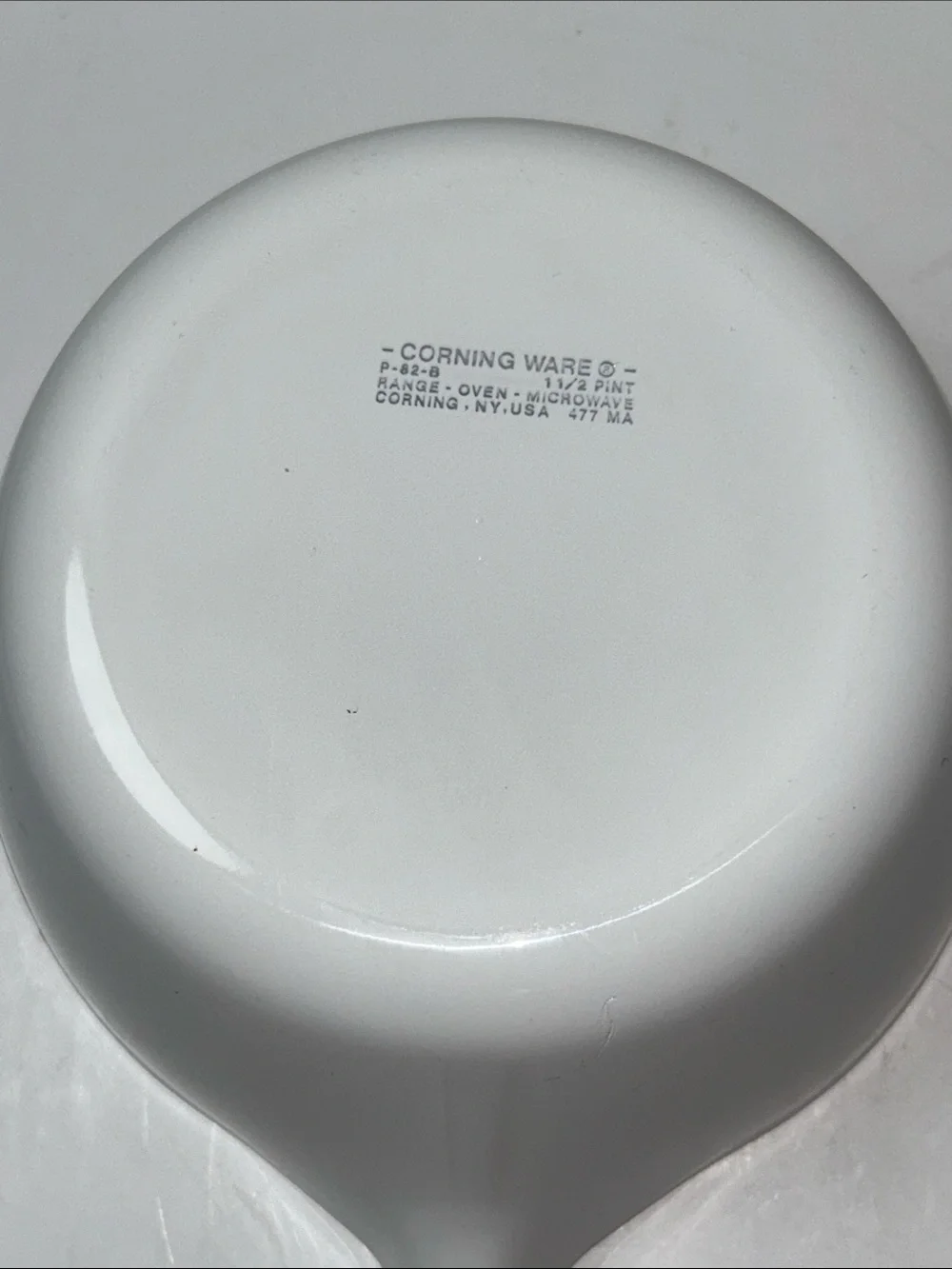 Corning Ware 1 1/2 Pint Cornflower pattern saucepan P82B